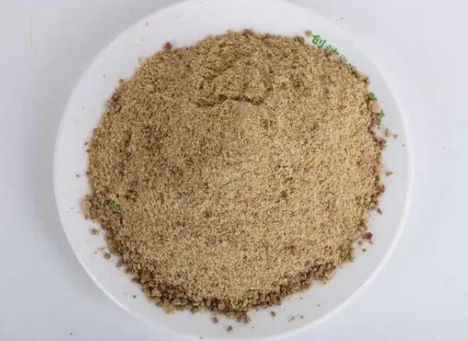 自制最常用的鲤鱼饵料，会做这些饵料钓鲤鱼更容易！
